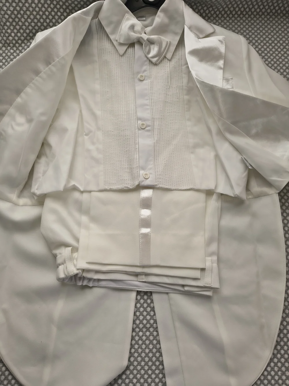 Boy's White Satin-Tuxedo Dress Shirt with Bow Tie Size 10